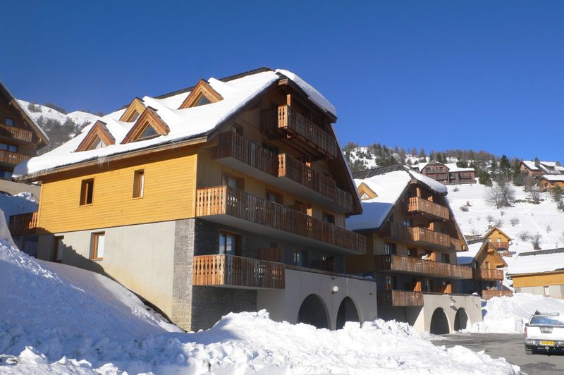 LES CHALETS DE PRAROUSTAN - Praloup