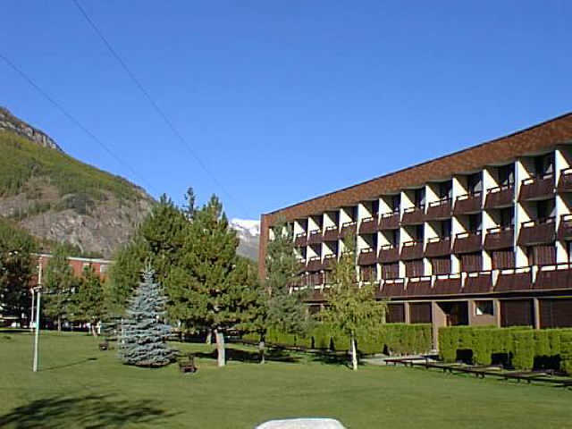 Aigle Noir 35783 - Serre Chevalier 1400 - Villeneuve