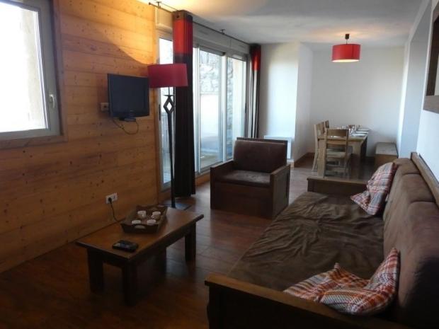 SPACIEUX T3 Cabine 8 pied des pistes - Saint Lary Soulan