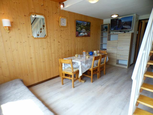 Studio mezzanine 31 m², orienté SUD - Les Saisies
