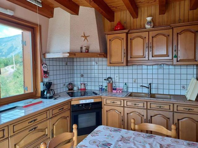Chalet familial 2*, proche pistes et centre, terrasse sud, vue montagnes FR-1-618-10 - Albiez Montrond