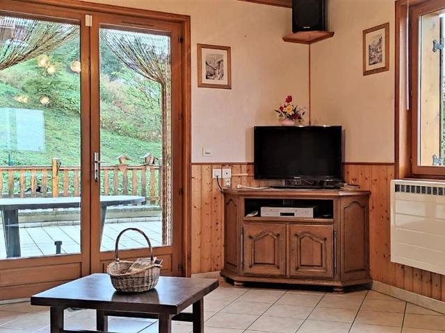 Chalet familial 2*, proche pistes et centre, terrasse sud, vue montagnes FR-1-618-10 - Albiez Montrond