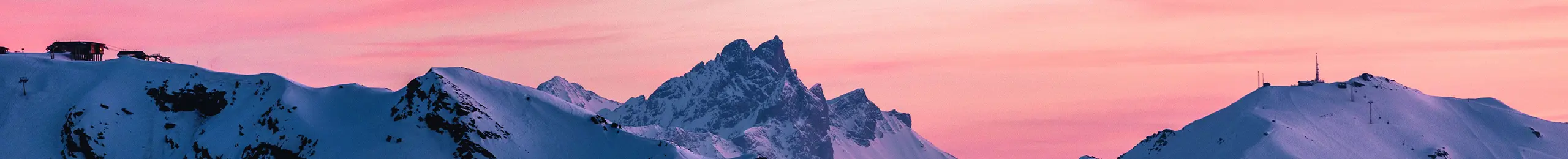 montagnes enneigées