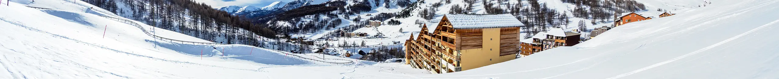 Vue sur la station de ski de La Foux d'Allos