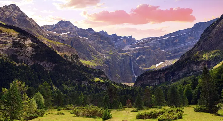 Paysage montagneux des Pyrénées