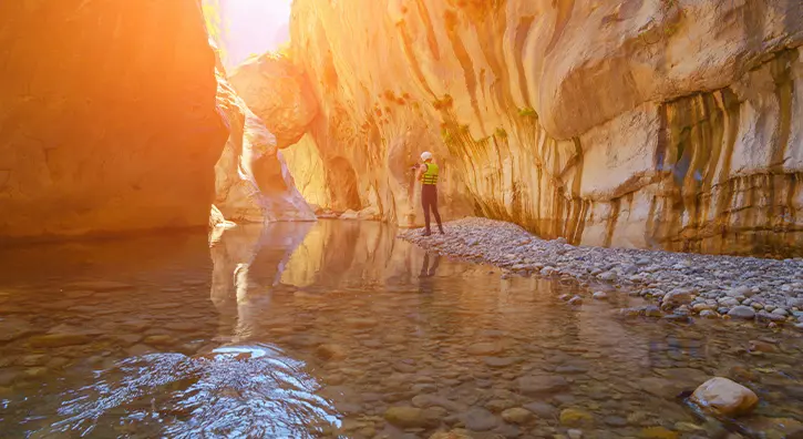 Coucher de soleil pendant la session canyoning