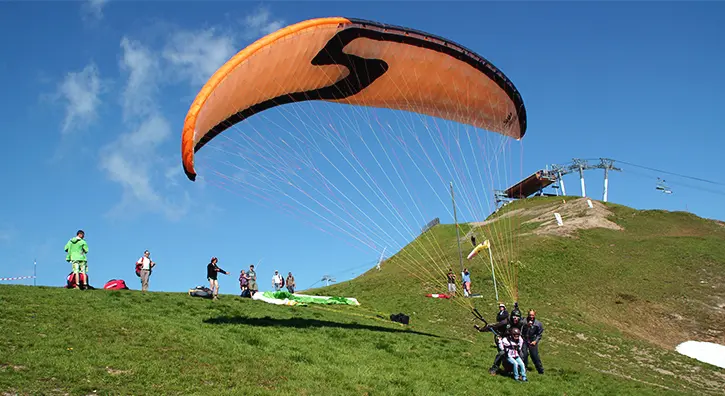 Départ en parapente