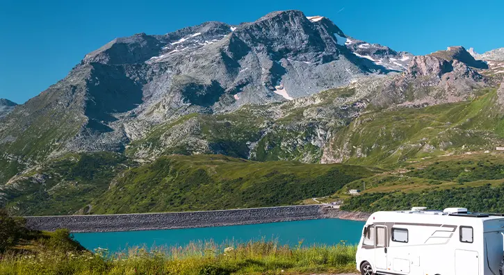 Vue sur le lac du Mont Cenis