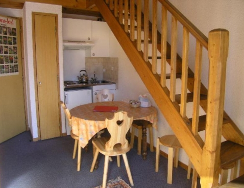 zzz - LES MERISIERS/120 - Méribel Centre 1600 