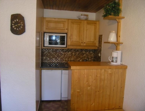 zzz - LES MERISIERS/106 - Méribel Centre 1600 