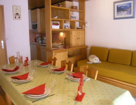 zzz - LES PRESLES/3 - Méribel Centre 1600 