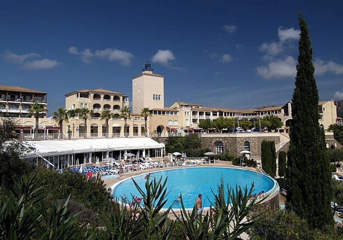 2 Pièces 4/5 personnes Vue mer - Village Club PV 4 Soleils Forfait Famille - Saint Raphaël - Cap Esterel