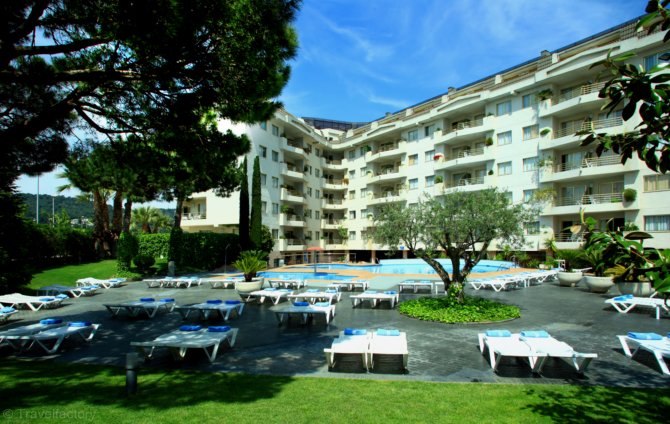 Suite standard 2 à 4 personnes - Aqua Hôtel Montagut ****Sup - Santa Susanna