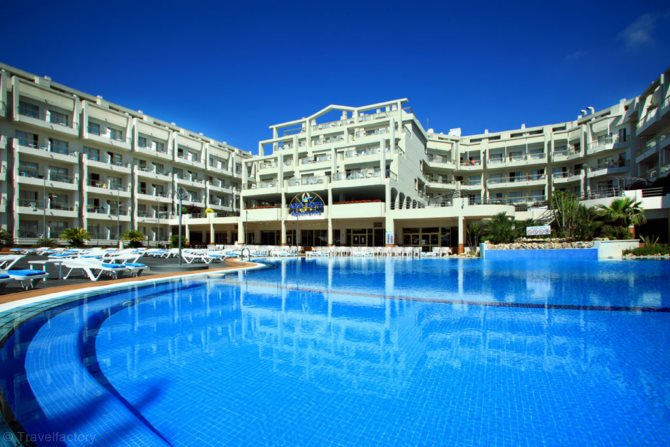 Chambre 2/4 personnes Premium - Aqua Hôtel Aquamarina & Spa 4* - Santa Susanna