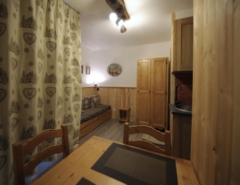 zzz - MELEZES/1 - Les Menuires Reberty 1850