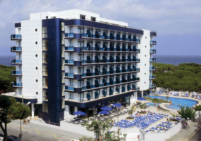 Chambre Quadruple - Hôtel Blaucel **** ~ SH - Blanes