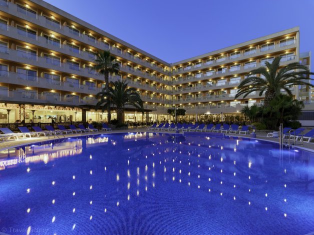 Chambre 2/3 personnes Vue Piscine - Hôtel H10 Vintage Salou 4* - Salou