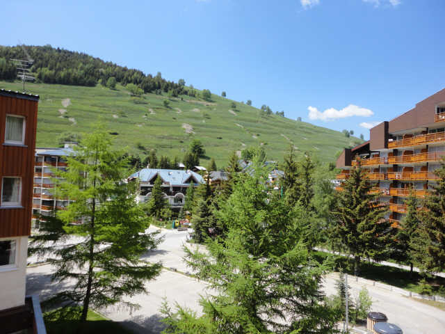 zzz Vue Allée de la résidence CB4S - Côte Brune 38833 - Les Deux Alpes Venosc