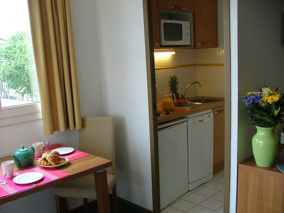 Studio 2 personnes avec balcon - Résidence Sun City 2* - Montpellier