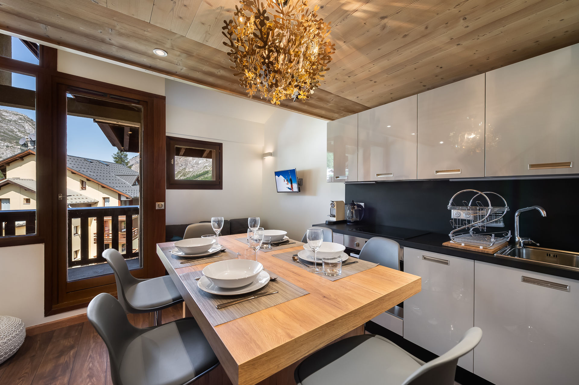 2 pièces 4 personnes - Appartements RESIDENCE CHANTELOUVE - Val d’Isère Centre