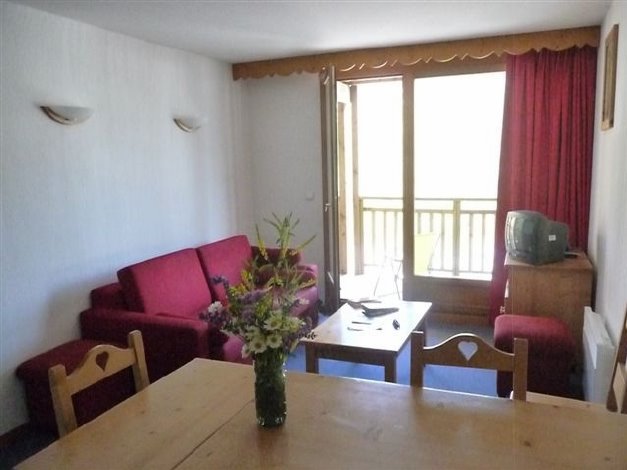 3 Pièces 6 personnes - Résidence ~ Les Matins du Sancy 3* - Super-Besse