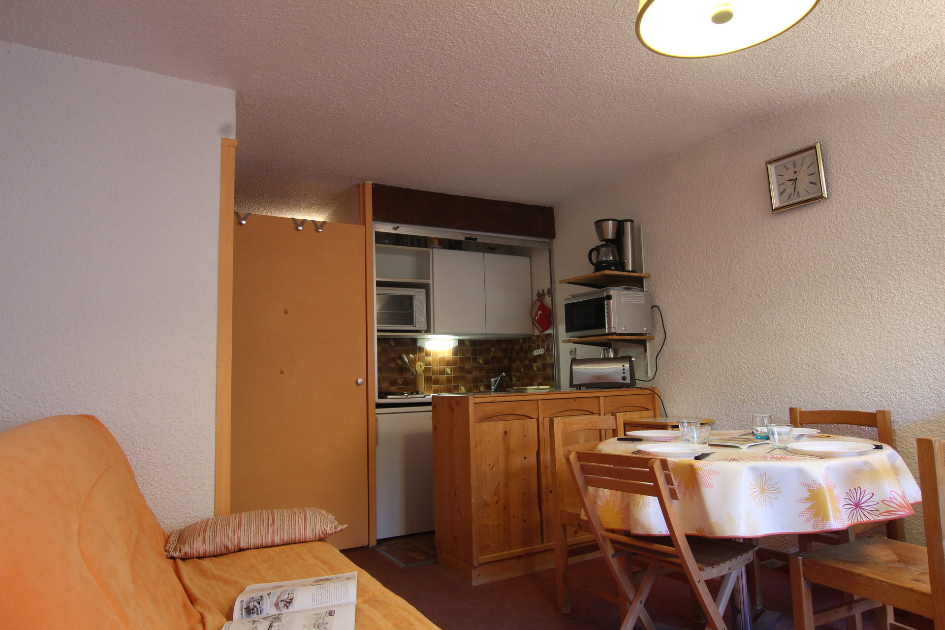 Studio 4 personnes Classique CEL012 - Appartements Bois Des Coqs 21011080 - Serre Chevalier 1350 - Chantemerle