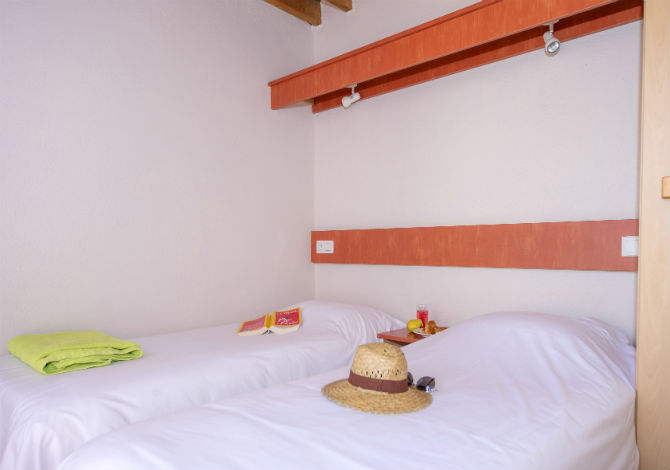 Chambre 2 personnes - Club Vacances Alleyras - Alleyras