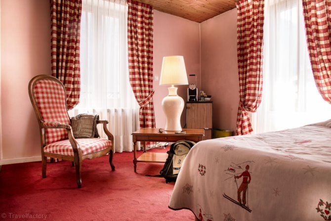 Chambre Quadruple Vallot Demi-Pension - Hôtel La Croix Blanche 2* - Chamonix Centre