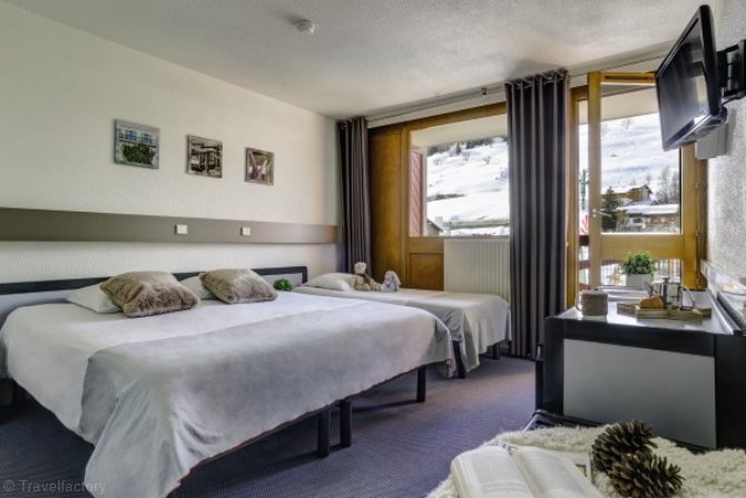 Chambre 3 personnes Confort pension complète - Hotel Les 2 Alpes L’Orée des Pistes - Les Deux Alpes Centre