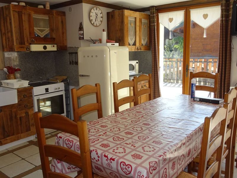 Appartement Les Gets, 4 pièces, 9 personnes - Location Les Gets : Spacieux 4 pièces pour 9 pers, proche centre, parking privé, terrasse ensoleillée FR-1-802-33 - Les Gets
