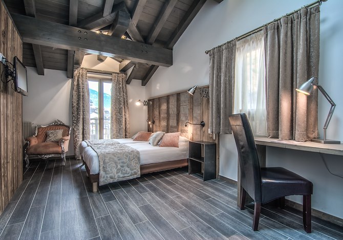 Family Cocoon 4 personnes Demi pension - Hotel Altis 3* - Brides les Bains
