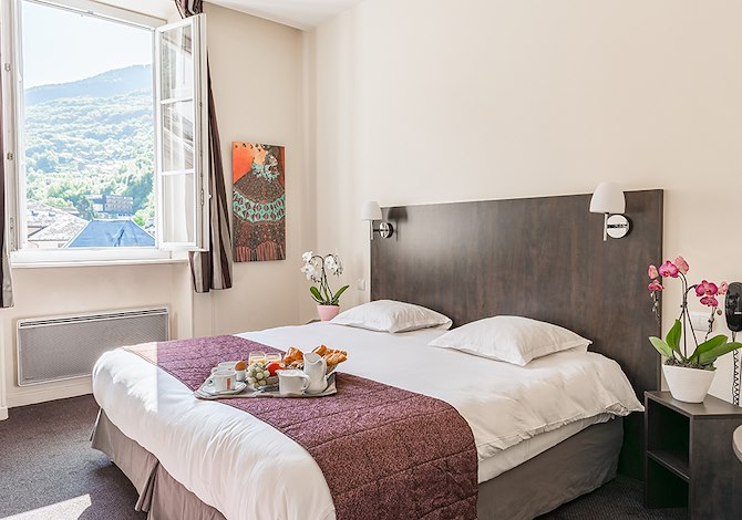 Chambre 2 personnes Supérieure PDJ Vue Montagne - Savoy Hotel 3* - Brides les Bains