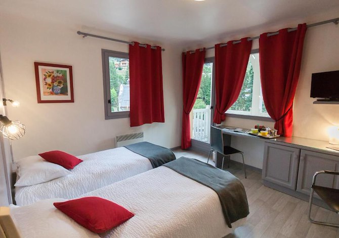 Chambre Twin Supérieure PDJ - Hotel Le Belvédère 3* - Brides les Bains