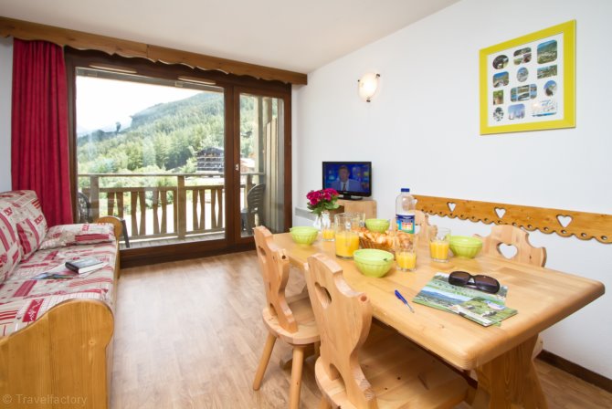 Studio cabine 4 personnes - Résidence Vacanceole Les Chalets & Balcons de la Vanoise - La Norma