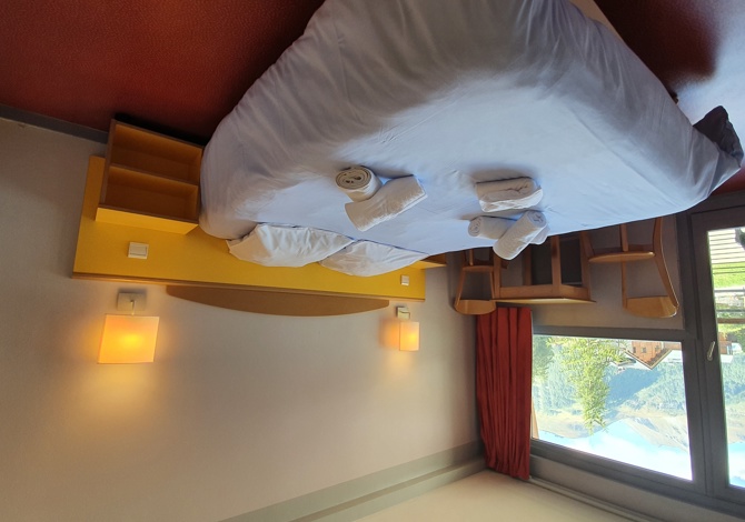 Chambre 6 Personnes en pension complète - Village vacances Cévéo de Val d'Isère avec restauration - Val d’Isère Centre