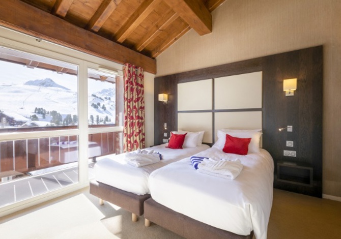 Chambre 2 Personnes avec balcon - Pension complète - Village Club MMV Les 2 Domaines 4* - Pension incluse - Plagne - Belle Plagne
