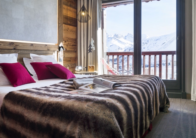 Chambre 4 personnes Confort Vue Montagne avec petit déjeuner - Hôtel Village Montana 4* - Tignes 2100 Le Lac