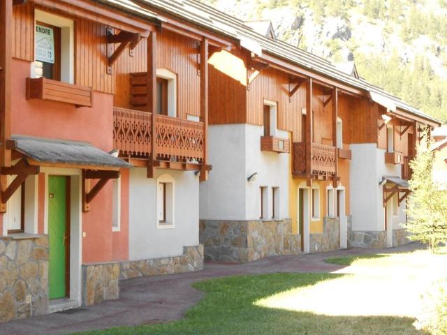 CHALETS JARDIN ALPIN - Serre Chevalier 1400 - Villeneuve