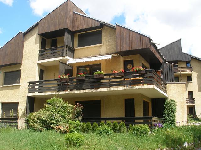 Les Jonquilles 63182 - Serre Chevalier 1400 - Villeneuve