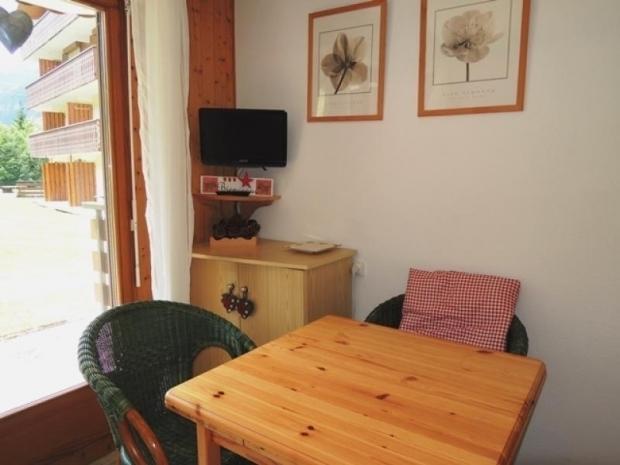 LES MYRTILLES - Châtel