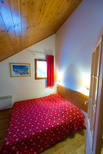 Appartement Le Hameau Des Ecrins PSV500-A1008 - Puy Saint Vincent