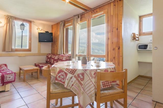 Appartements Les Avrieres Bas - Plagne - Montchavin 
