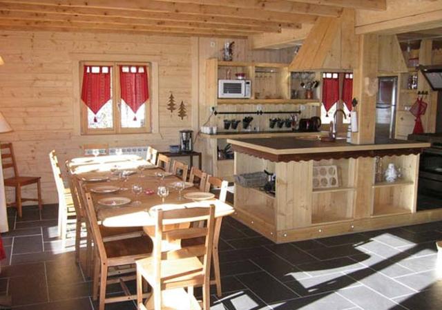 Chalet Les Loups - Châtel