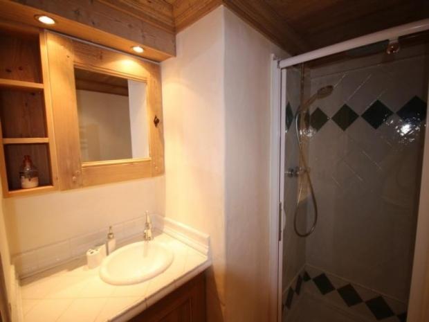 MOUANDA - Les Saisies