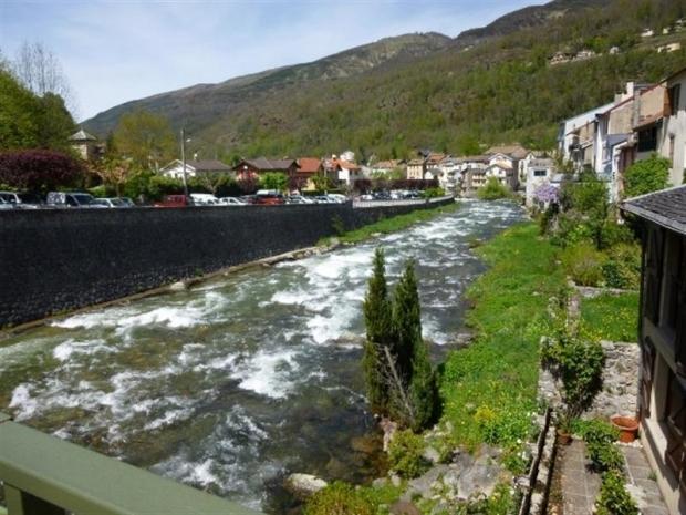 STUDIO CABINE TRES LUMINEUX ET CENTRAL - Ax les Thermes