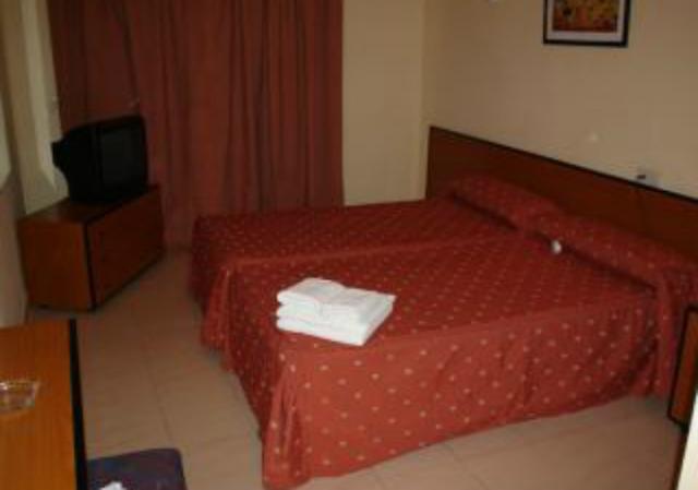 Hôtel Chaparil ** - Nerja