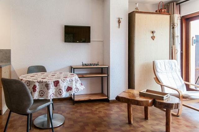 Appartements LES CHAMPS FLEURIS - Châtel