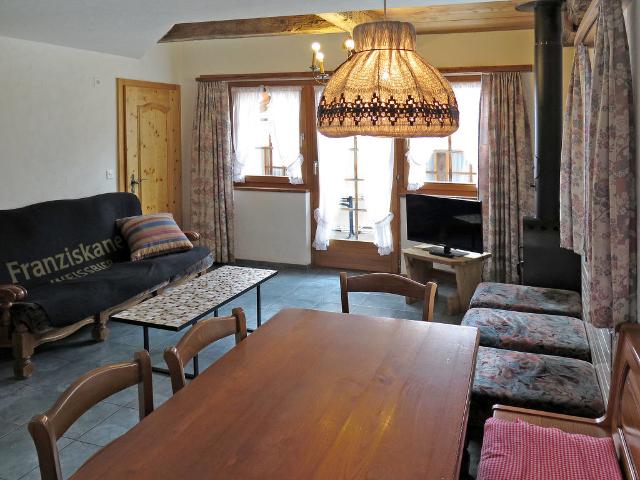 4 pièces 7 personnes CH3906.936.1 - Saas - Fee