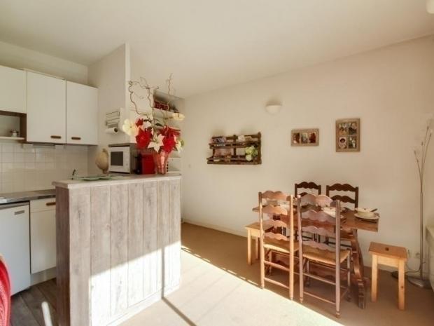 FACE SUD - APPARTEMENT 6 PERSONNES AVEC SEJOUR DOUBLE-PARKING COUVERT - La Mongie