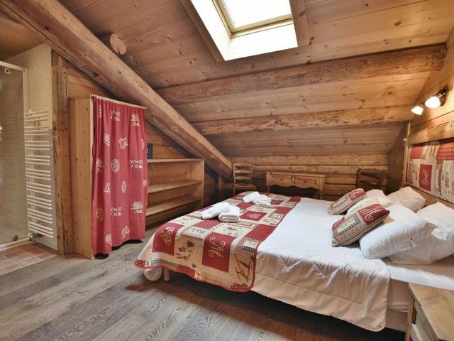 Appartement 5 étoiles pour 12 pers, ferme rénovée avec jacuzzi, à 200m du centre et ski-bus FR-1-391 - Le Grand Bornand